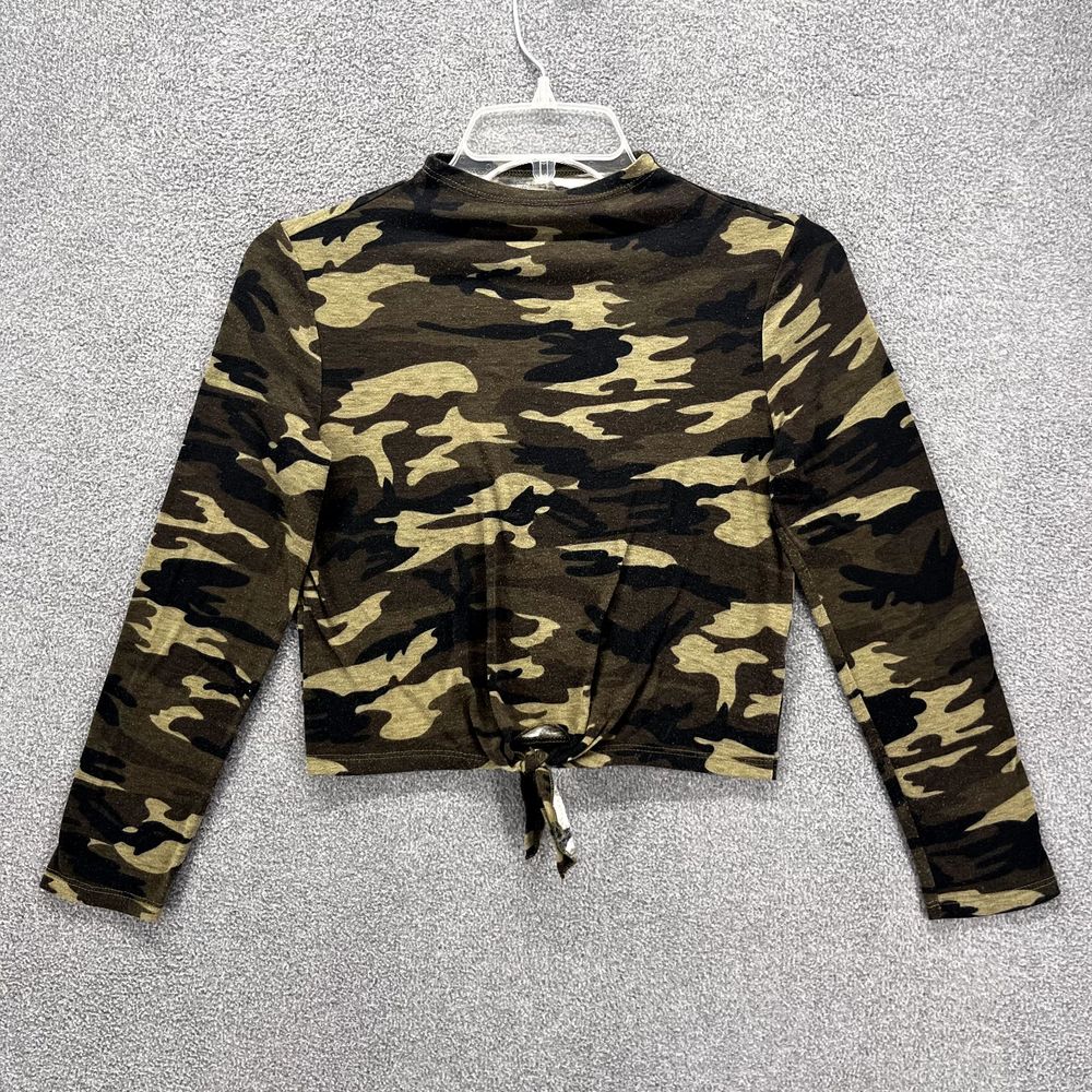 Shein Top Girls Green Camo Tie Front‎ long sleeves mock neck cropped Shirt